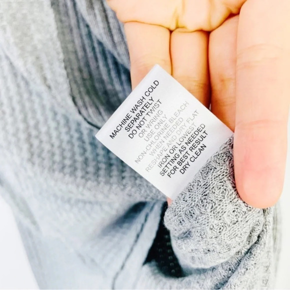 Sweet Romeo Waffle‎ Knit Oversized Henley Light Heather Grey Top Boho Tunic - Picture 7 of 7